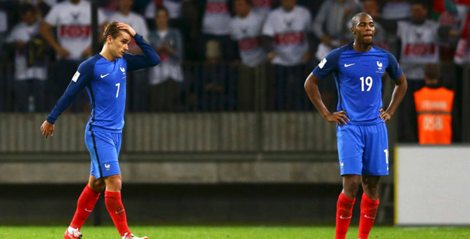 Griezmann se lamenta del empat de Francia (Reuters)
