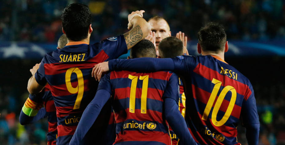 El Barcelona celebra uno de los goles al Arsenal (Reuters)