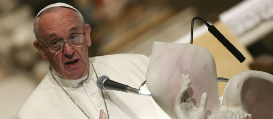 El Papa Francisco en la catedral de Florencia. Reuters