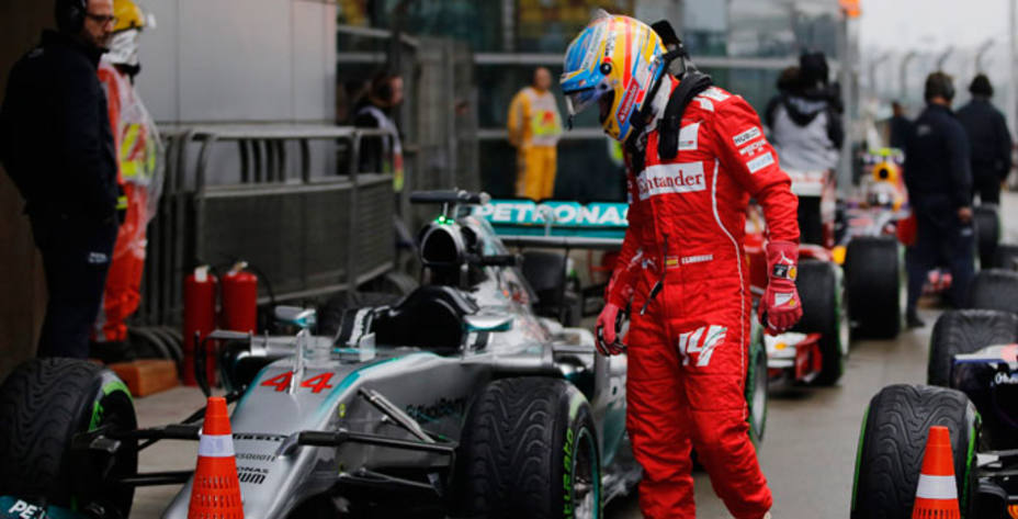 Fernando Alonso tratará de luchar por el podio en Shanghai. Reuters.