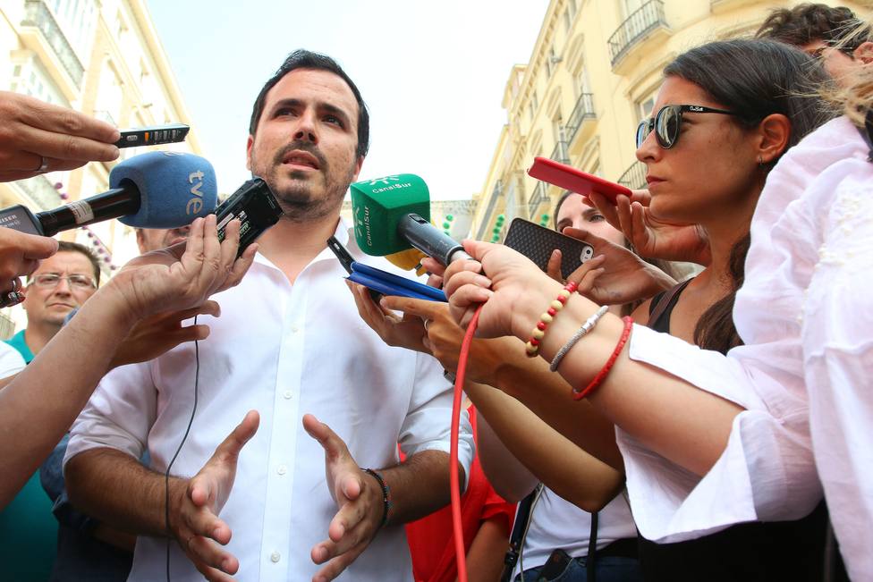 Garzón confía en que campaña sirva para reconectar con sus votantes y mantener los dos escaños en Málaga