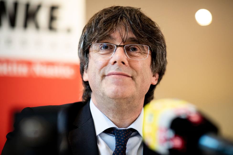 Puigdemont rechaza elecciones y sigue esperando a que la Generalitat le haga presidente