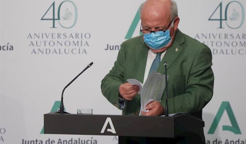 Andalucía defiende el uso obligatorio de mascarillas para prevenir y concienciar y anuncia sanciones