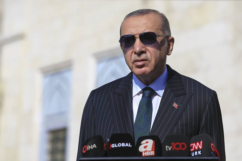 Erdogan plantea impulsar una nueva Constitución para Turquía