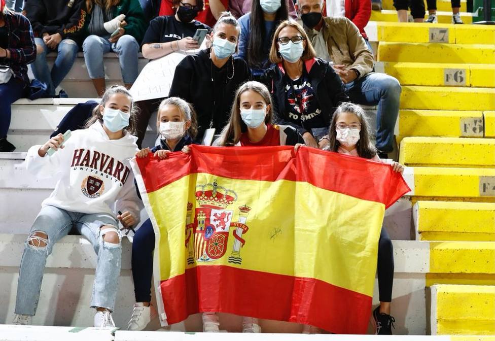 La polémica de las banderas de España en Cáceres revelada