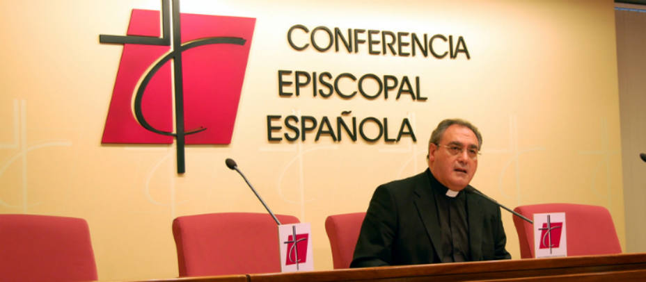 Don José María Gil-Tamayo, secretario general de la CEE. CEE