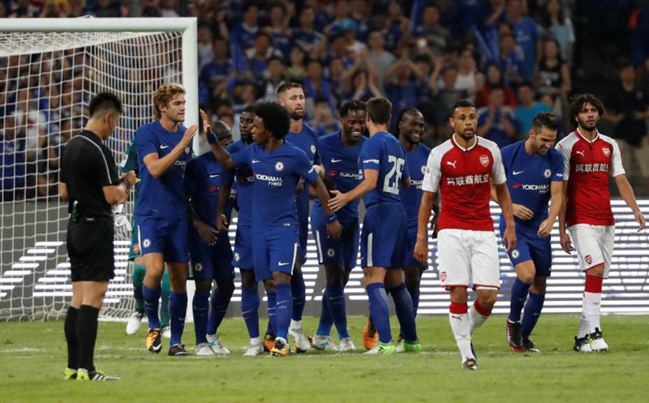 Los jugadores del Chelsea celebran uno de los goles