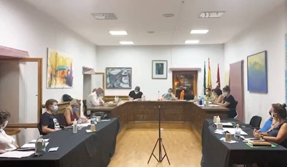Imagen del Pleno celebrado ayer en Navacerrada