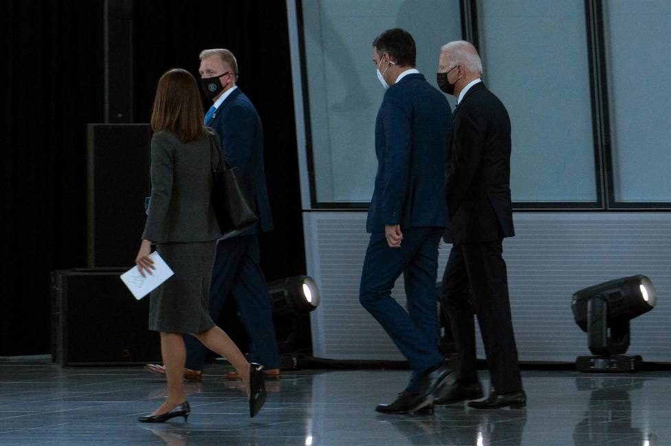 Sánchez y Biden paseando en la Cumbre de la OTAN