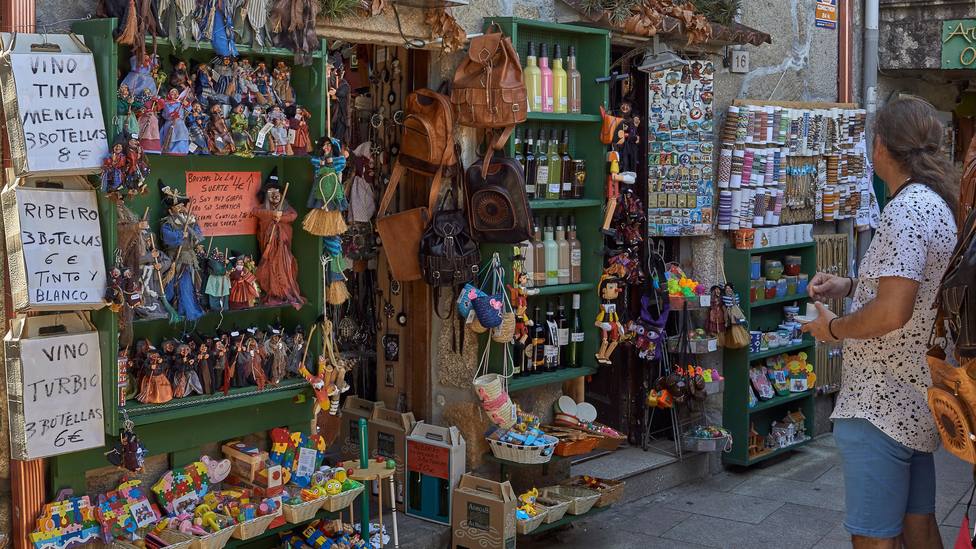 Un vecino de Pontevedra, viral por lo que hace cuando entra en una tienda: Que pensarán en casa