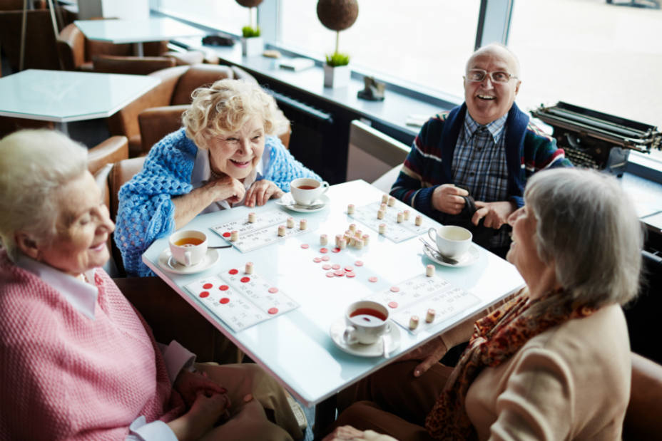 El PSC quiere que los ancianos puedan volver a jugar al bingo en las residencias