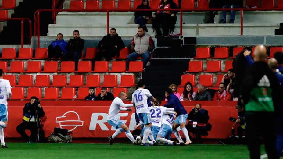 El Real Zaragoza celebra uno de los tres goles marcados en Tarragona (@LaLiga)