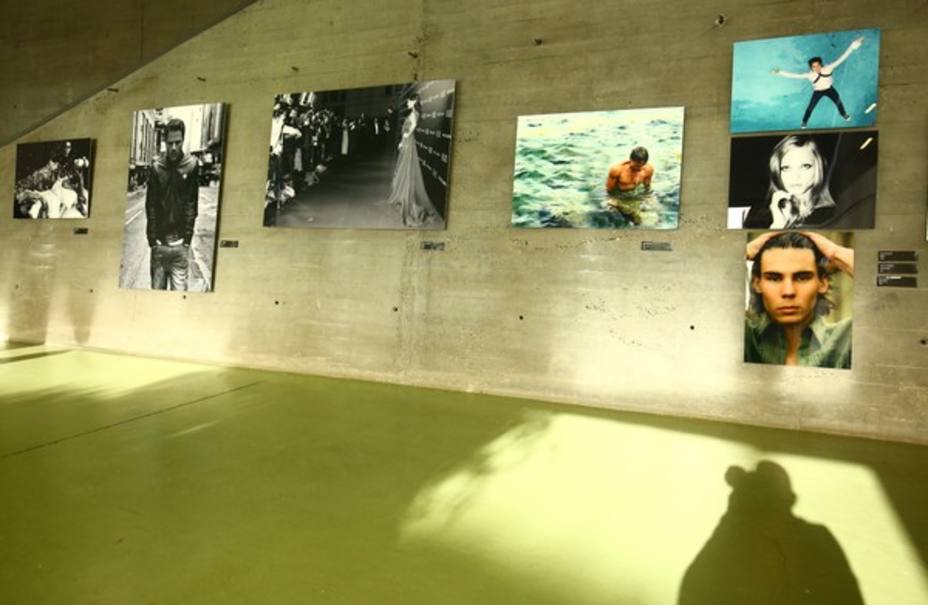 Una muestra fotográfica de Bernardo Doral inaugura el proyecto expositivo conjunto de la Uned y el Marca