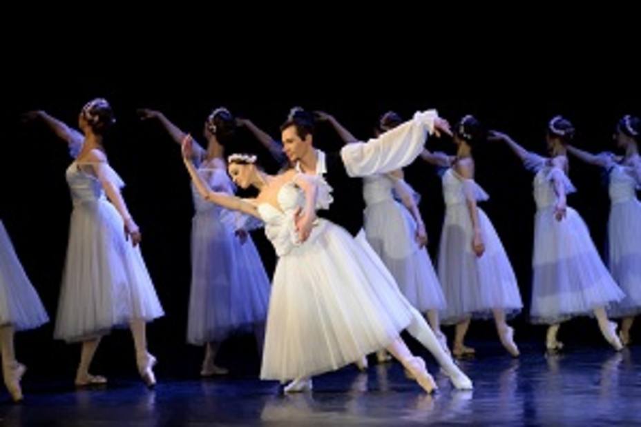 El Ballet Imperial Ruso fundado por Maya Plisetskaya ofrece un programa de danza del más alto nivel