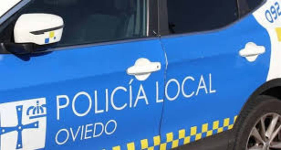 Vehículo de la Policía Local de Oviedo