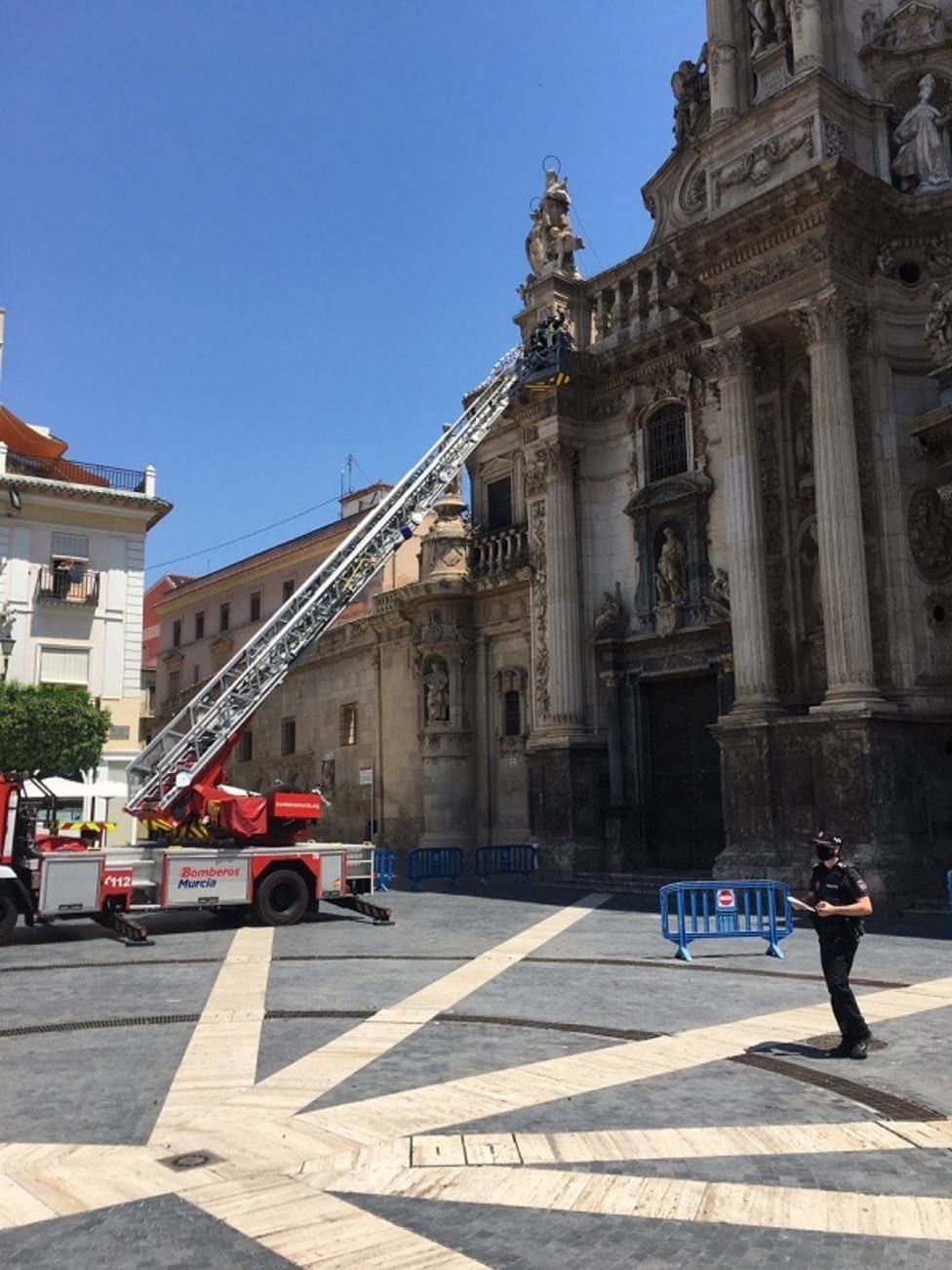 Nueva caída de cascotes de la Catedral de Murcia