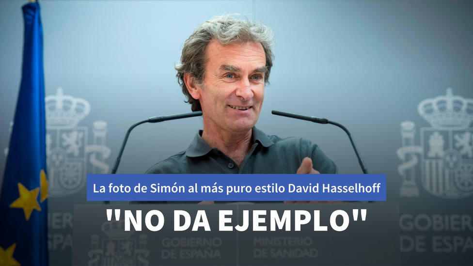 La foto de Fernando Simón al más puro estilo David Hasselhoff que le reprochan en las redes: No da ejemplo