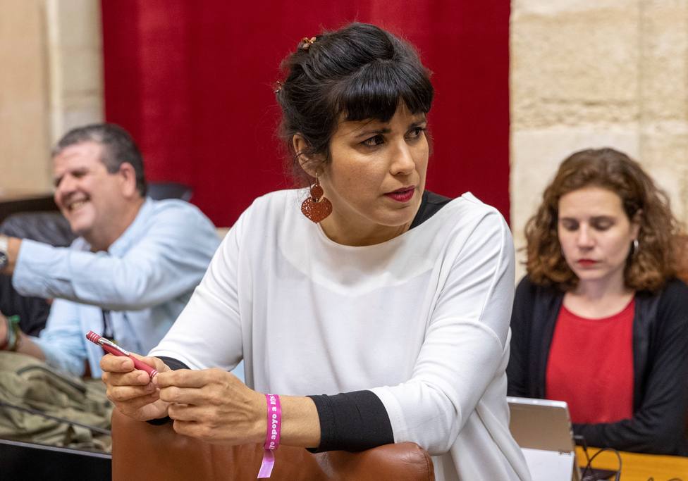 Adelante Andalucía se rompe: IU acusa a Teresa Rodríguez de secuestrar las redes sociales