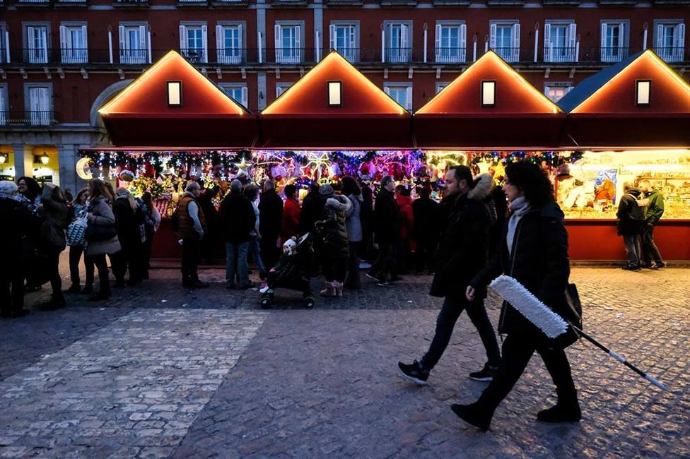 Madrid mantendrá la mitad de los puestos del mercado navideño de la plaza Mayor