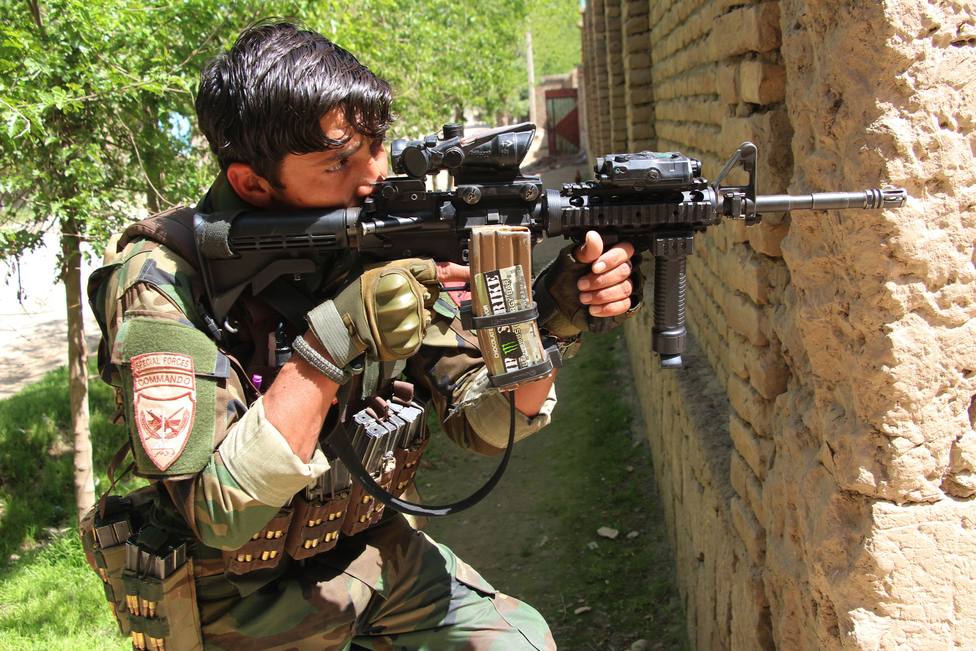 Diez militares fallecen en un ataque talibán en Afganistán