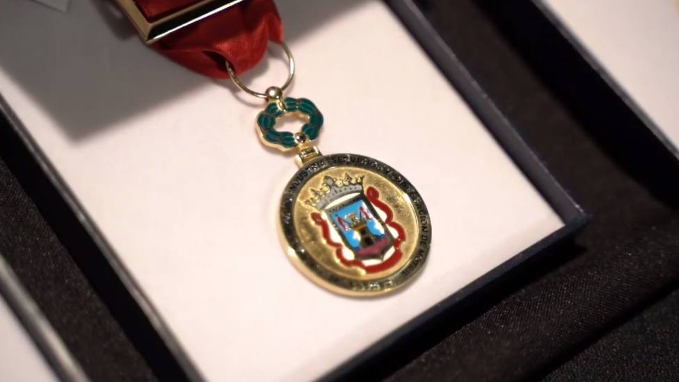 La Cámara de comercio de Motril entrega tres medallas de oro en un entrañable acto