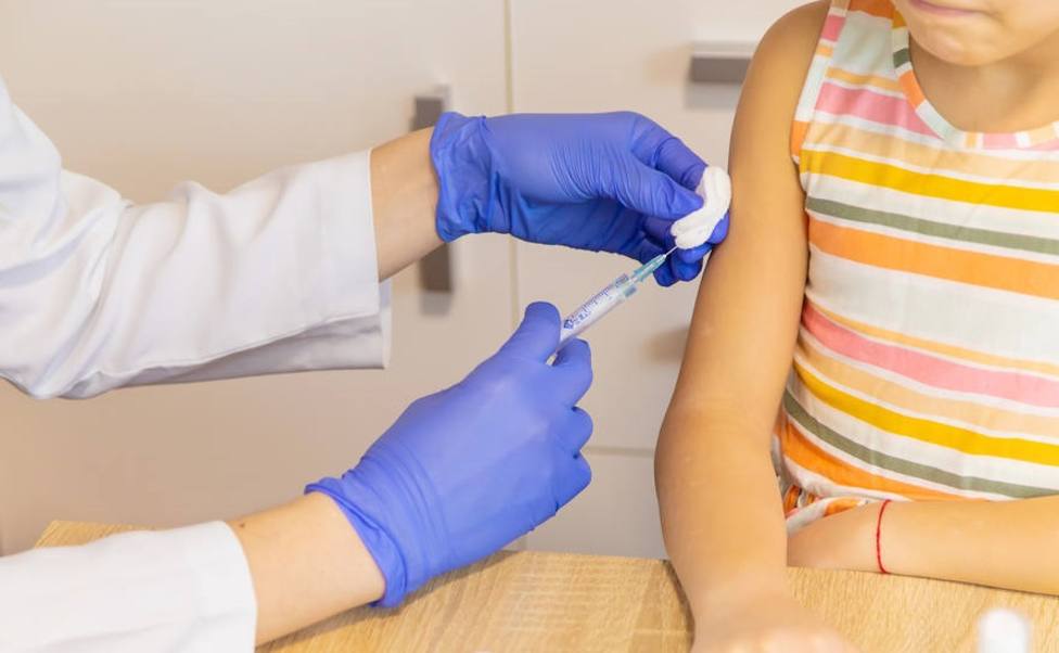 Día Mundial de la Meningitis: La vacunación es la clave