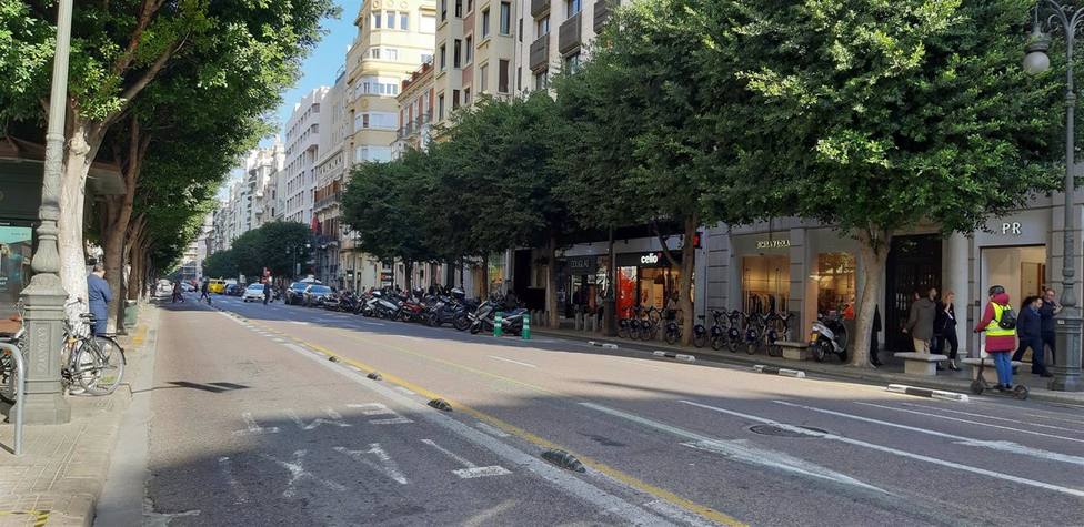 El fenómeno viral de joyería que genera colas en la calle Colón de Valencia