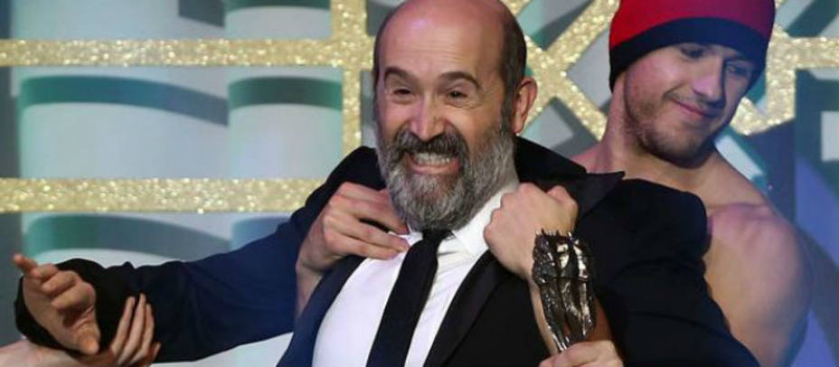 Javier Cámara tras ganar el premio del Círculo de Escritores Cinematográficos.EFE
