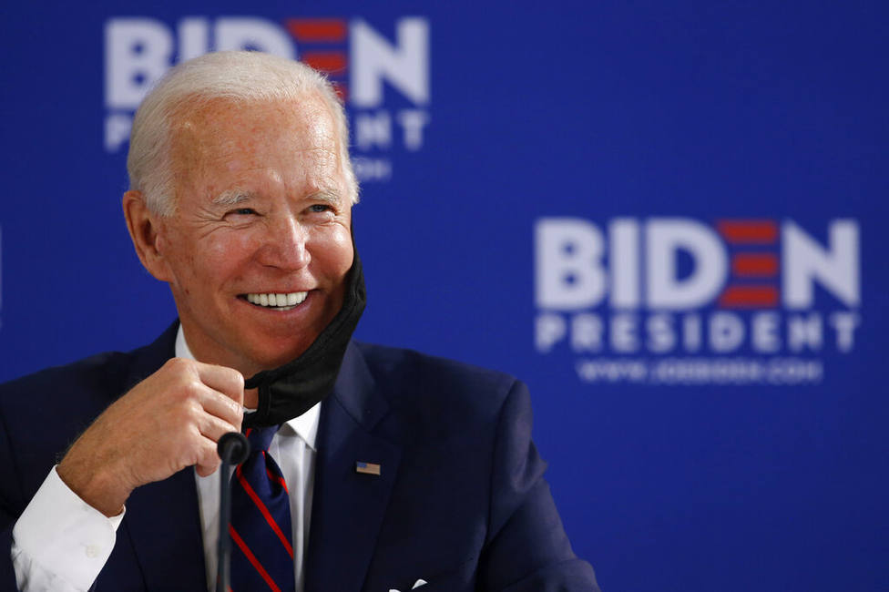 El coronavirus protagoniza la primera comparencia de Biden tras anunciar su victoria: Lleven mascarilla