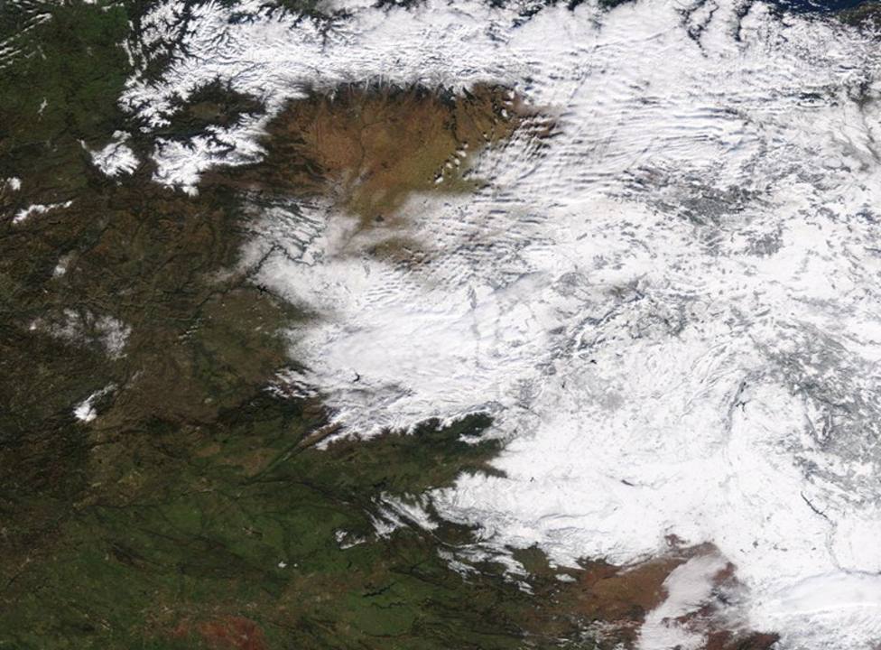 La histórica imagen de España nevada desde los satélites de la NASA