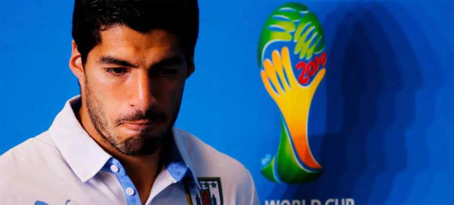 ¿Es justo el castigo de la FIFA a Luis Suárez?