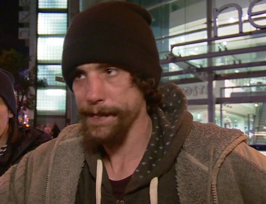 El mendigo encumbrado como héroe del Manchester Arena admite que robó a las víctimas