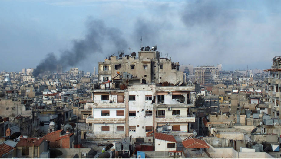 Imagen de archivo de un bombardeo en Homs, Siria. REUTERS