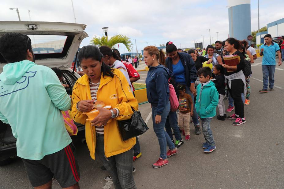 Tribunal ecuatoriano anula la exigencia de pasaporte a venezolanos