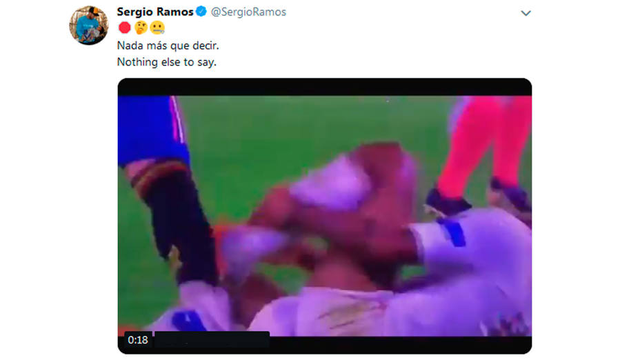 Tweet de Sergio Ramos defendiéndose de la acción con Sterling (@SergioRamos)