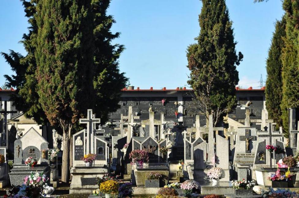 Cort espera una afluencia de cerca de 25.000 personas a los cementerios para Todos los Santos
