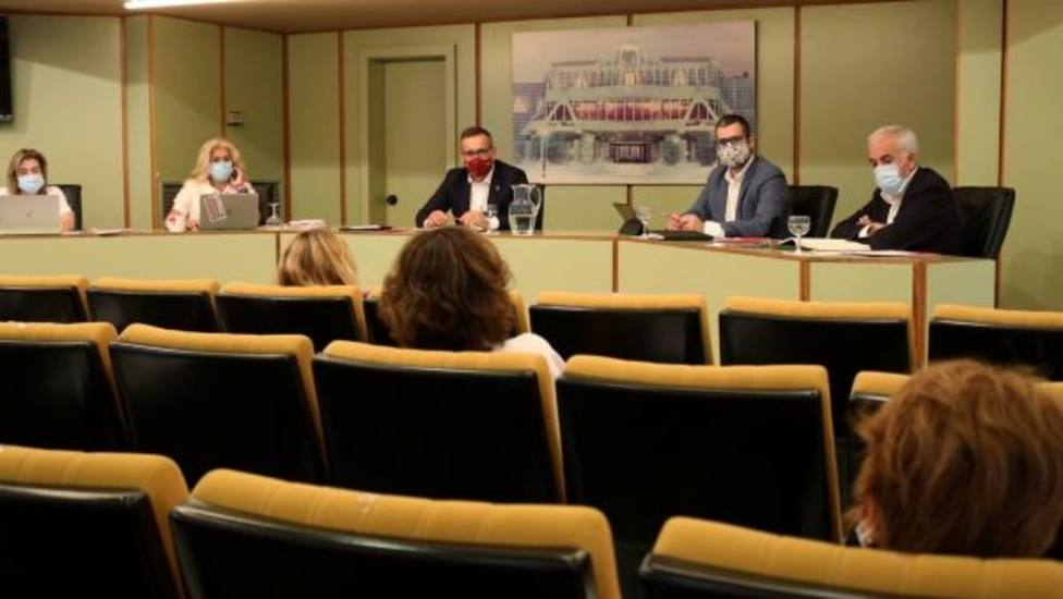 El PSOE urge a impulsar un plan de ayudas para el sector turístico y hotelero