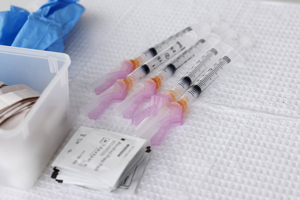 Los vacunados con Moderna muestran altos niveles de anticuerpos seis meses después de la segunda dosis