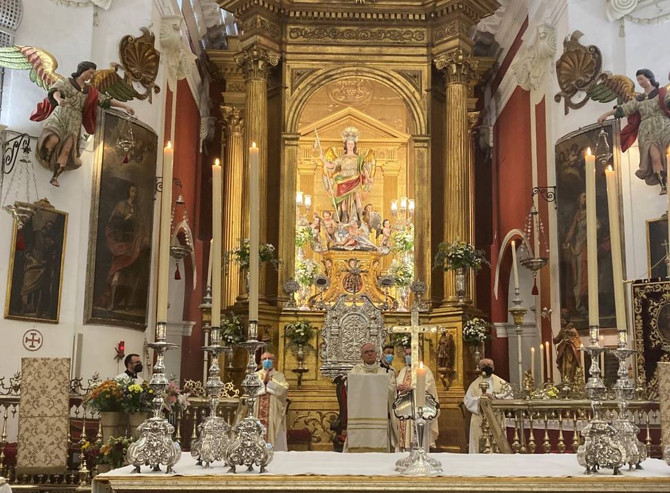 Mons. Demetrio Fernández: “Acudir a san Rafael es una necesidad para el progreso”