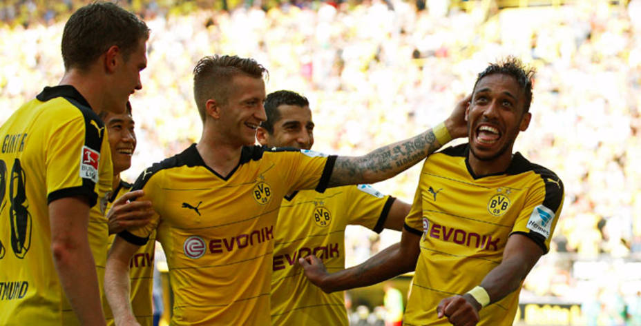 Aubameyang marcó un doblete en la victoria del Dortmund en Hannover. Reuters.