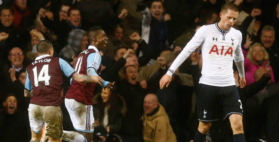 El West Ham celebra uno de los goles ante el Tottenham (Reuters)