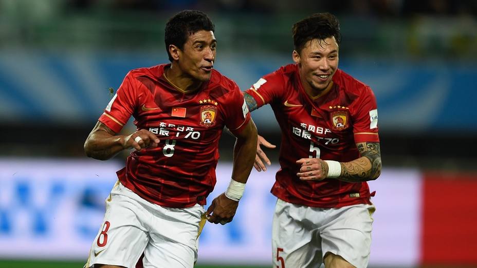 El capitán del Guangzhou, sobre Paulinho: Le deseamos mucha suerte en España