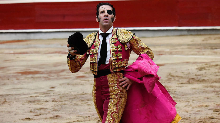 Juan José Padilla en su vuelta al ruedo en el primer festejo de la Feria de Cali