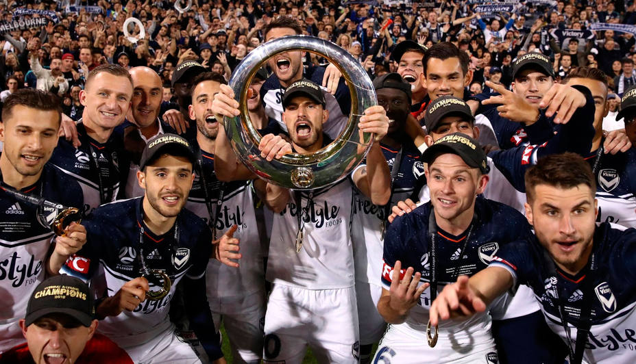 El Melbourne Victory celebra el título de la Liga australiana (@gomvfc)