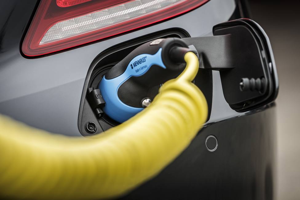 Un parque de vehículos 100% eléctrico incrementaría en torno a un 2.000% la demanda de litio y cobalto