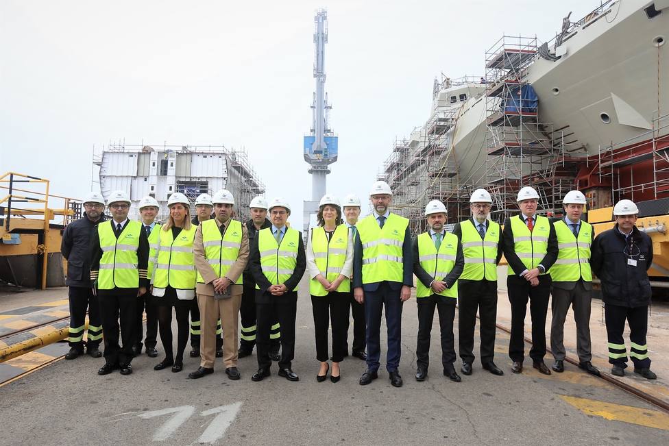 El embajador de Arabia Saudí en España visita Navantia San Fernando, donde se construyen corbetas para su país