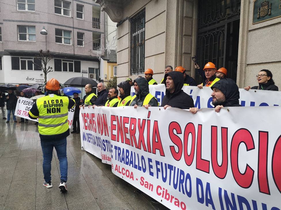 Trabajadores de Alcoa se manifiestan hoy en Lugo por el futuro de la industria electrointensiva