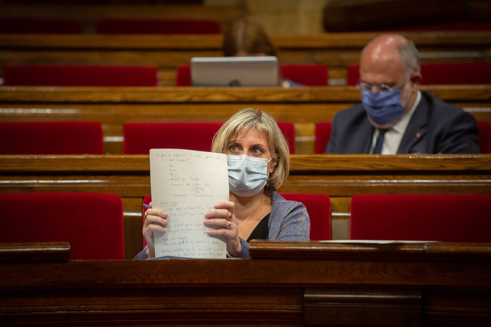 Vergés pide que sea el Govern quien decida cuando decretar el toque de queda en Cataluña