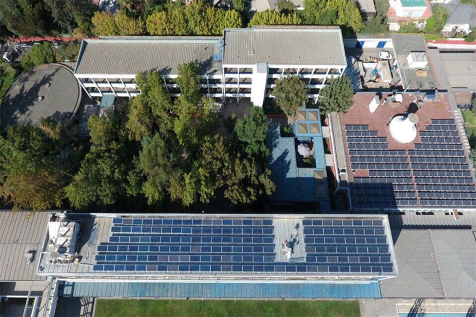 Canarias instalará placas fotovoltaicas en todos los edificios gestionados por el gobierno
