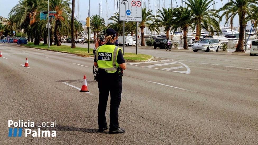 Sucesos.- La PolicÃ­a Local de Palma interpone 159 denuncias en una campaÃ±a de control de trÃ¡fico la semana pasada